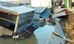 Sạt lở sông Nha Mân, 5 căn nhà bị nhấn chìm lúc rạng sáng
