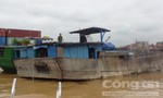 Nổ súng trấn áp đoàn tàu khai thác cát lậu trên sông Đồng Nai