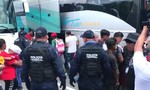 Thanh toán băng đảng ngay trong đồn cảnh sát ở Mexico, 5 người chết