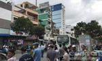 Xe khách chạy sai làn, tông chết người phụ nữ nhặt ve chai ở Sài Gòn