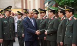 Thủ tướng kiểm tra công tác sẵn sàng chiến đấu tại Bộ Tư lệnh Cảnh vệ
