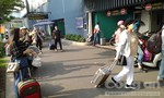 Sân bay Tân Sơn Nhất đông nghẹt người