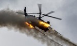 Cận cảnh Trực thăng Ka-52 phóng loạt rocket 80mm