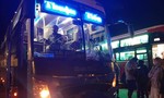Xe giường nằm chở khách về Sài Gòn tông xe máy, 3 người tử vong