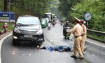 Ôtô tông xe máy khi đổ đèo ở Đà Lạt, 1 phụ nữ mang thai tử vong