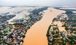 Nước sông Hương chạm mốc báo động 4, tương đương đại hồng thủy 1999