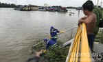 Đang đánh răng, chủ sà lan tá hỏa phát hiện xác người dưới sông Sài Gòn