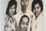 “Kỳ nữ” Kim Cương xúc động trong triển lãm ảnh về NSND Bảy Nam