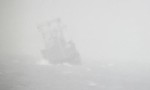 Tàu nước ngoài chìm gần đảo Phú Qúy, 15 thủy thủ mất tích