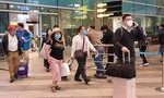 Hai du khách đến từ Daegu phản ứng khi được đề nghị theo dõi sức khỏe