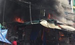 TPHCM: Cháy dữ dội tại chợ Hạnh Thông Tây, một phụ nữ được cứu