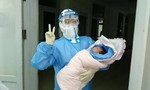 Thai phụ Trung Quốc nhiễm virus corona sinh con khỏe mạnh