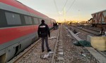 Tàu cao tốc trật bánh ở Ý, 32 người thương vong