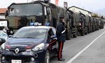 Clip xe tải quân sự ở Ý làm việc hết công suất hỗ trợ mai táng