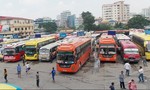 Hạn chế tối đa đi/đến Hà Nội và TPHCM bằng tất cả phương tiện công cộng