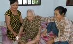 Cặp vợ chồng hành hạ mẹ già 88 tuổi ở Tiền Giang lãnh án