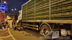 Xe tải kéo lê 2 mẹ con tại khúc cua tử thần ở Sài Gòn