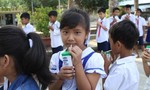 Vinamilk là đơn vị triển khai sữa học đường tại Trà Vinh