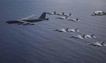 B-52 bay thẳng từ Mỹ đến Biển Đông tập trận “dằn mặt” Trung Quốc