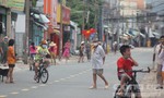 TP.Biên Hòa: Người dân đường Hồ Văn Đại vui mừng được dỡ phong toả