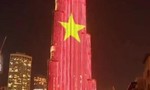 Clip tháp cao nhất thế giới ở Dubai thắp sáng cờ Việt Nam mừng Quốc khánh
