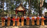 Tặng Nhà cúng nhang rừng cho dân làng Chơ Ro ở huyện Long Thành