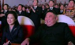 Vợ ông Kim Jong Un lần đầu tiên xuất hiện sau 1 năm