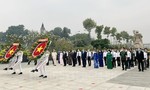 Lãnh đạo TPHCM tưởng niệm các anh hùng liệt sĩ nhân dịp Tết Tân Sửu 2021