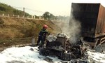 Sau vụ tai nạn 2 xe bốc cháy dữ dội, 2 người thương vong