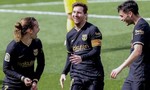 Thắng Villarreal, Barca san bằng điểm số với Real