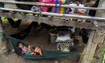 Hàng nghìn dân Myanmar trốn sang Thái Lan tránh chiến sự