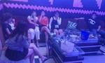 Quảng Nam: Liên tiếp phát hiện 2 quán karaoke có đông dân chơi mở tiệc ma túy