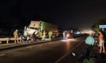 Ôtô tải tông chết tài xế xe container rồi bỏ chạy khỏi hiện trường