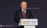 Putin đề xuất chương trình thu hút khách quốc tế đến Nga tiêm vaccine