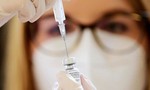Nữ y tá gây chấn động dư luận Đức khi nghi tráo vắc xin bằng... nước muối sinh lý