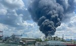 Cháy nổ dữ dội trong một công ty ở Bình Dương