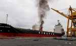 Cháy container trên tàu Morning Vinafco trong cảng Bến Nghé sau tiếng nổ