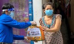 MobiFone TPHCM tặng 1.000 túi an sinh cho người dân khó khăn