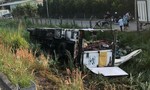Xe tải tông sập taluy, lật xuống mé đường cao tốc TPHCM - Trung Lương