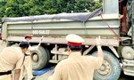 Vụ bắt 5 “cò” xe quá tải ở Đồng Nai: Sẽ xử lý nghiêm cán bộ có liên quan
