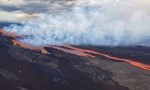 Núi lửa lớn nhất Thế giới phun trào trở lại sau gần 40 năm