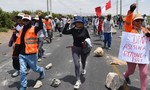 Peru chìm trong bạo loạn, nhiều bộ trưởng từ chức