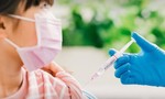 Mỹ hoãn phê chuẩn vaccine Covid-19 của Pfizer/BioNTech cho trẻ dưới 4 tuổi