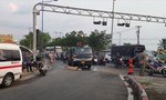 TPHCM: Va chạm với xe tải cẩu, người phụ nữ tử vong trên đường đi làm về