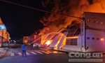 Công ty nội thất ở Bình Dương cháy ngùn ngụt lúc sáng sớm