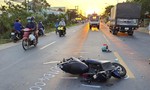 Tiền Giang: Xe máy điện va chạm xe tải, người đàn ông tử vong
