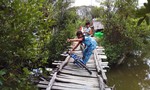 Kiên Giang: Huyện nghèo cần hai cây cầu
