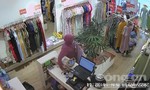 Clip "nữ Ninja" vào shop quần áo cuỗm điện thoại của nhân viên
