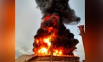 Sét đánh trúng bồn chứa dầu ở Cuba gây cháy lớn