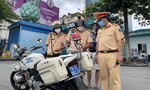 Ghi hình, phạt hàng loạt phương tiện vi phạm tại khu vực sân bay Tân Sơn Nhất